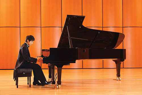 中国为何"盛产"优秀钢琴演奏家